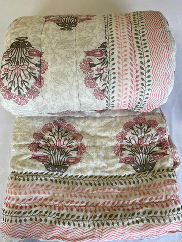 Glorious Blooms double bed block print light weight comforter - Pink